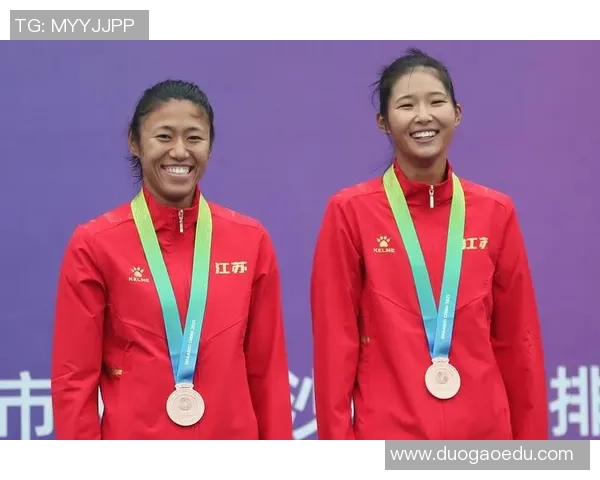 南京排球队的奋斗历程与荣耀瞬间全景纪实