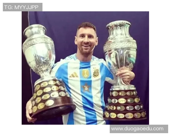 足球明星的辉煌战绩与成就全解析 足球明星的辉煌战绩与成就全解析