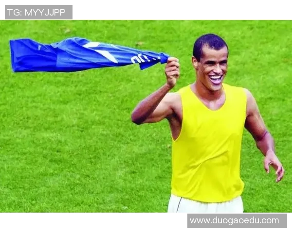 5月6日足球明星盛典回顾球场上的传奇与荣耀交织的瞬间 5月6日足球明星盛典回顾球场上的传奇与荣耀交织的瞬间